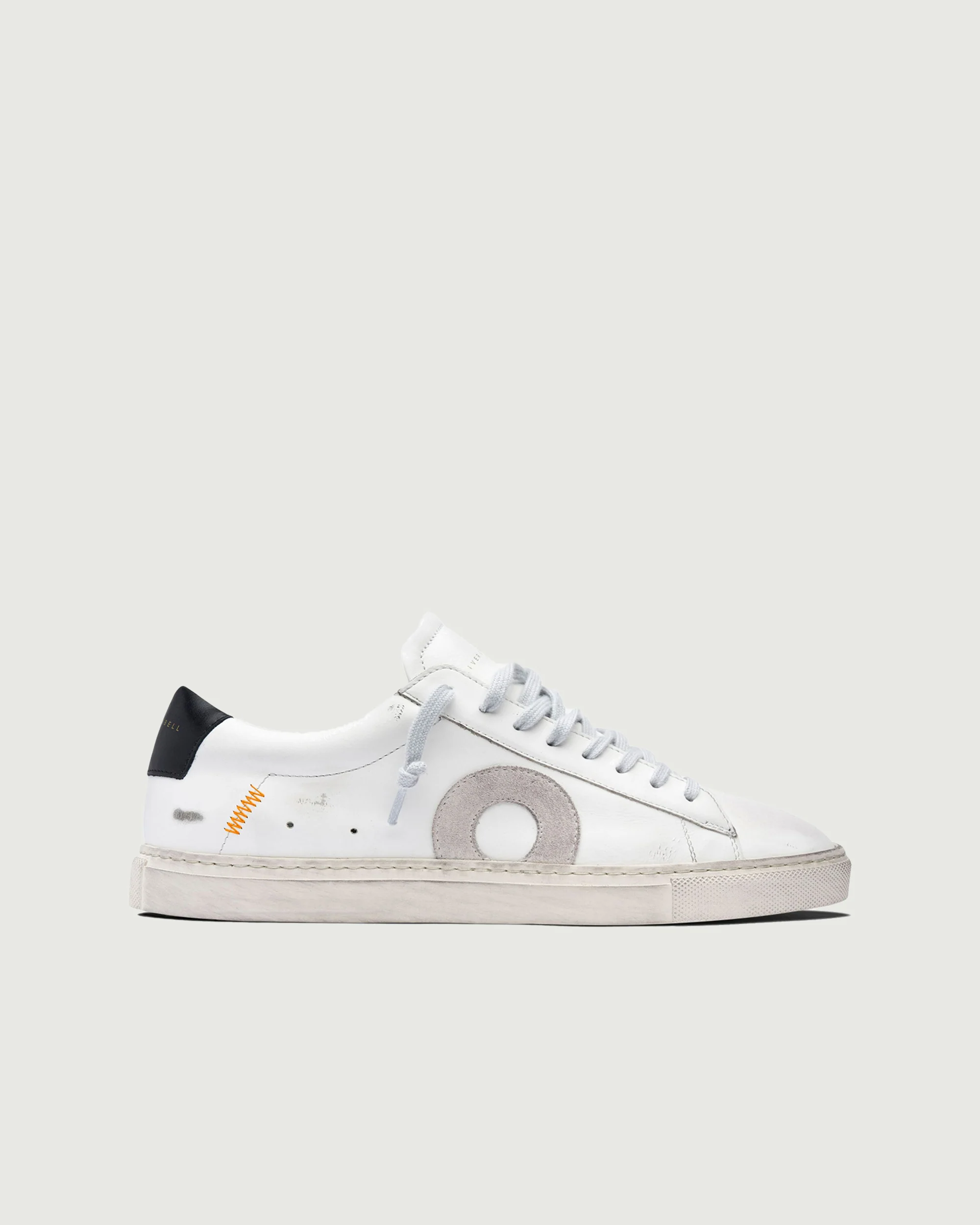 Low 1 | Tigger