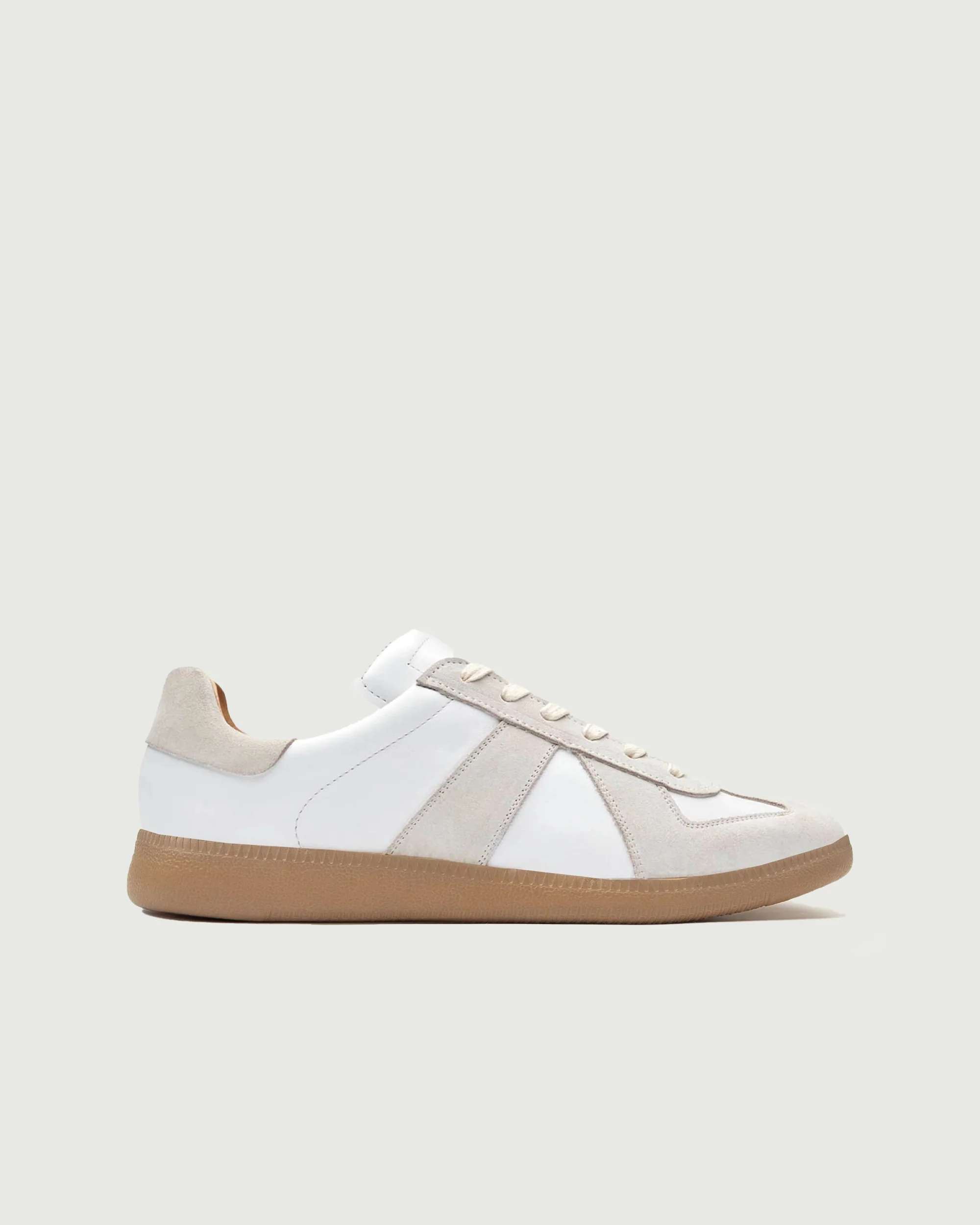 GAT | White / Gum
